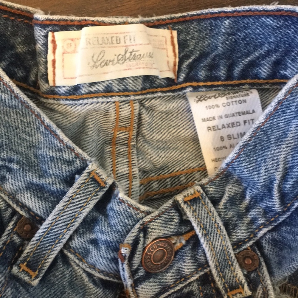 Boys Relaxed Fit Levis - Picture 2 of 4